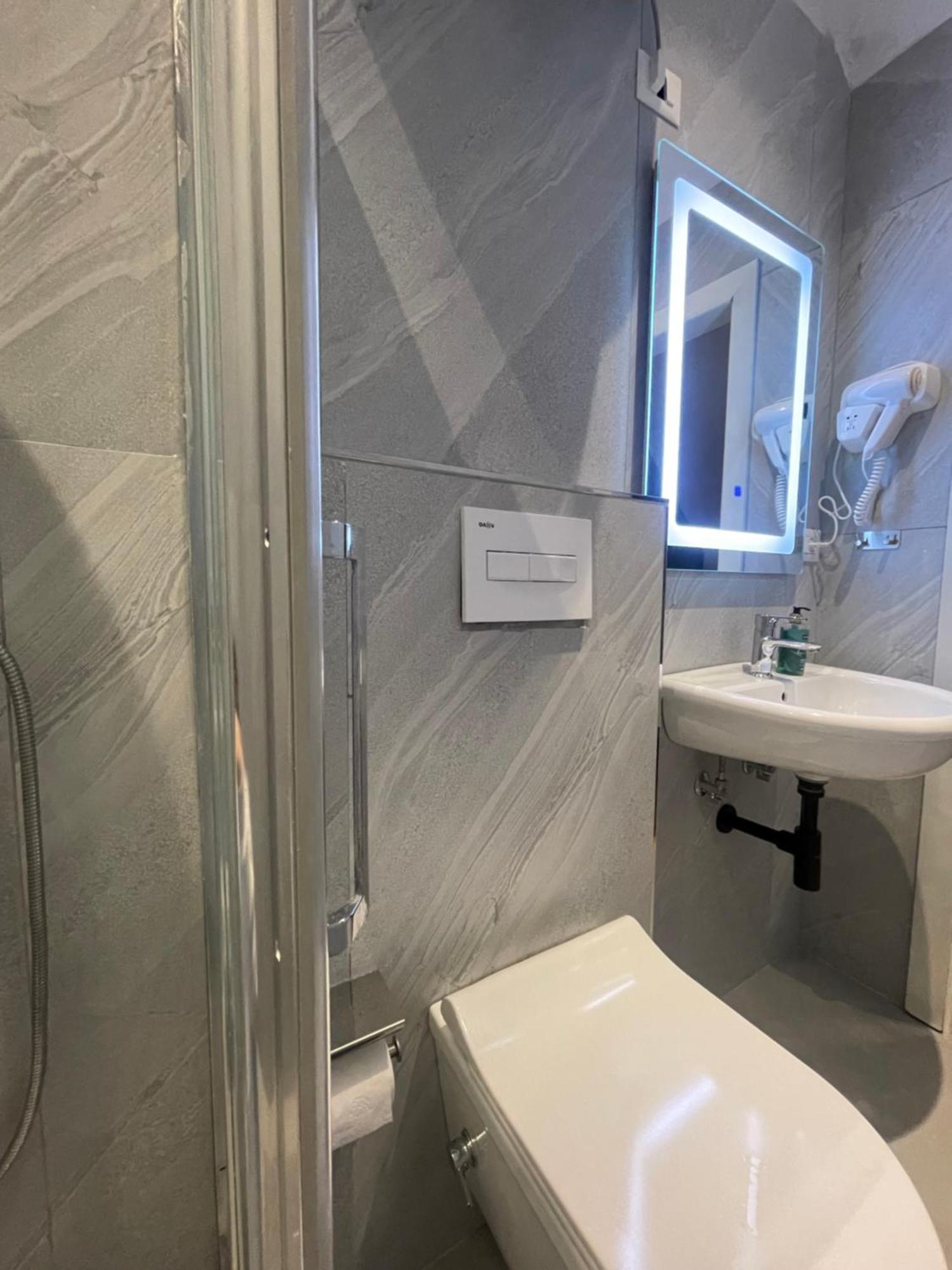 Pog Apartments Тирана Экстерьер фото
