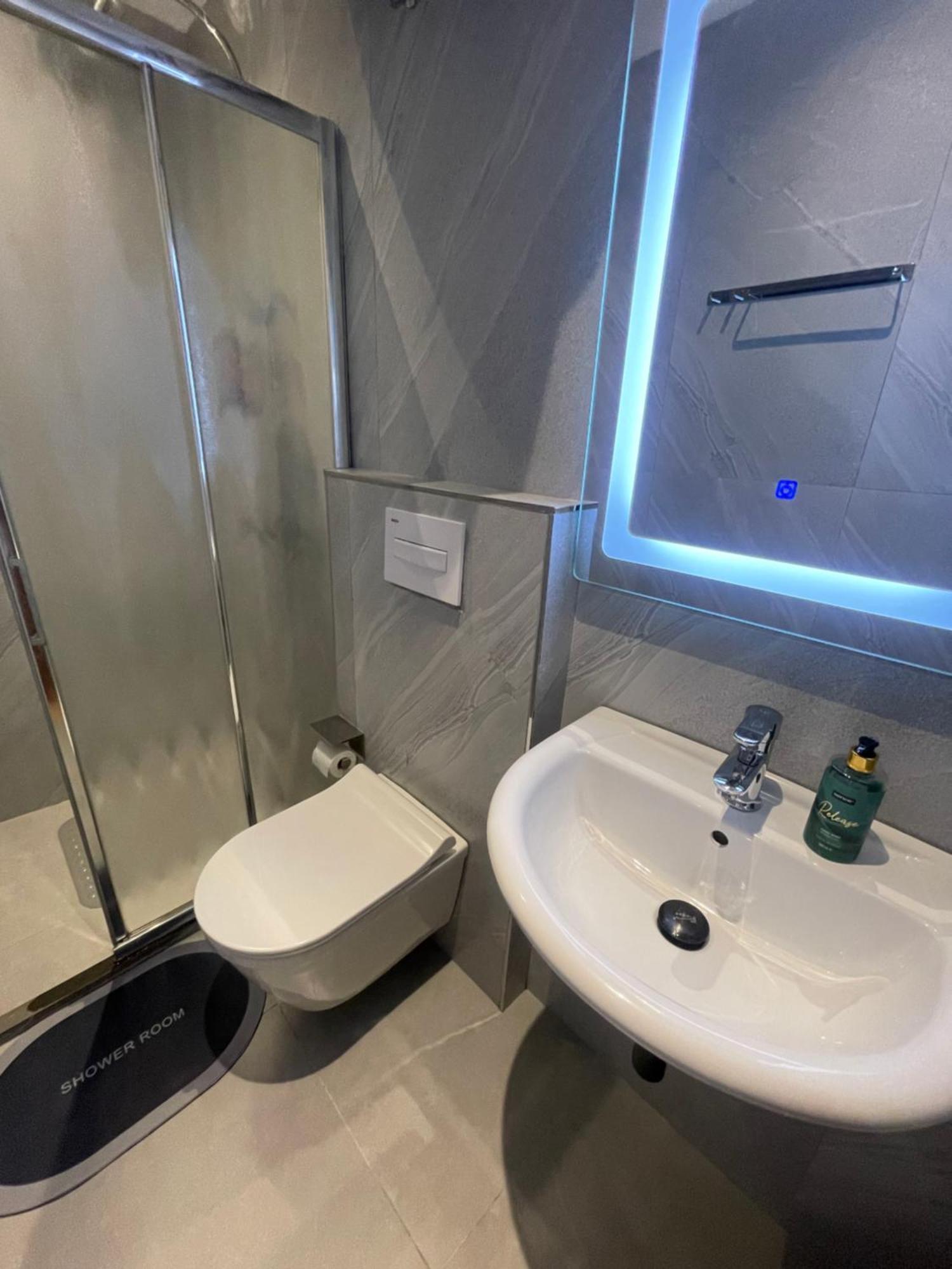 Pog Apartments Тирана Экстерьер фото