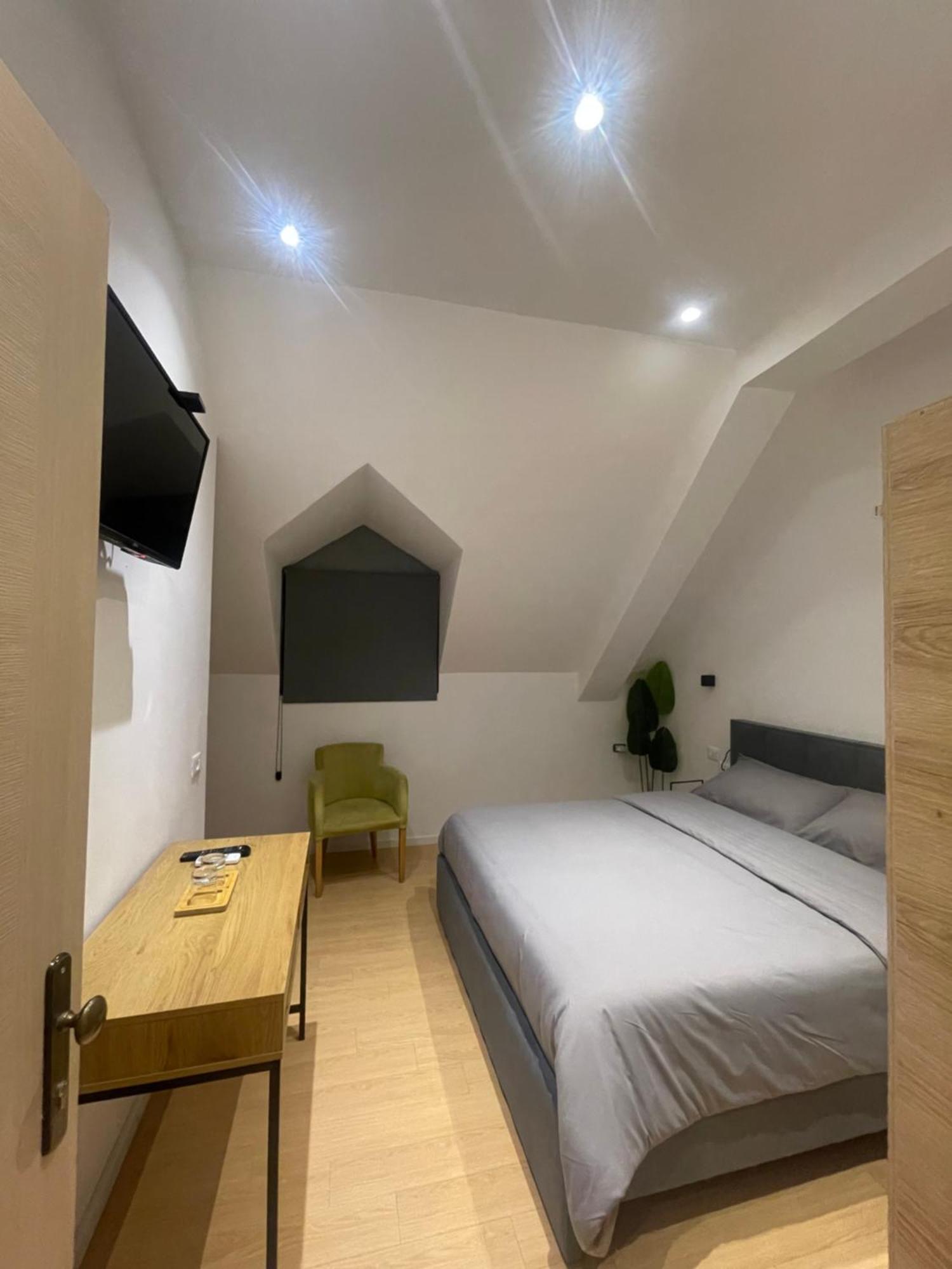 Pog Apartments Тирана Экстерьер фото