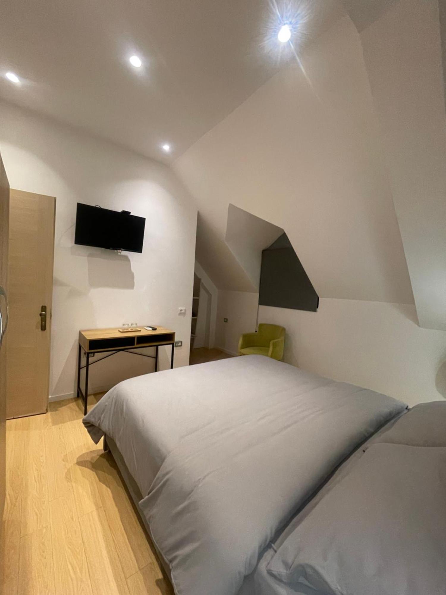 Pog Apartments Тирана Экстерьер фото