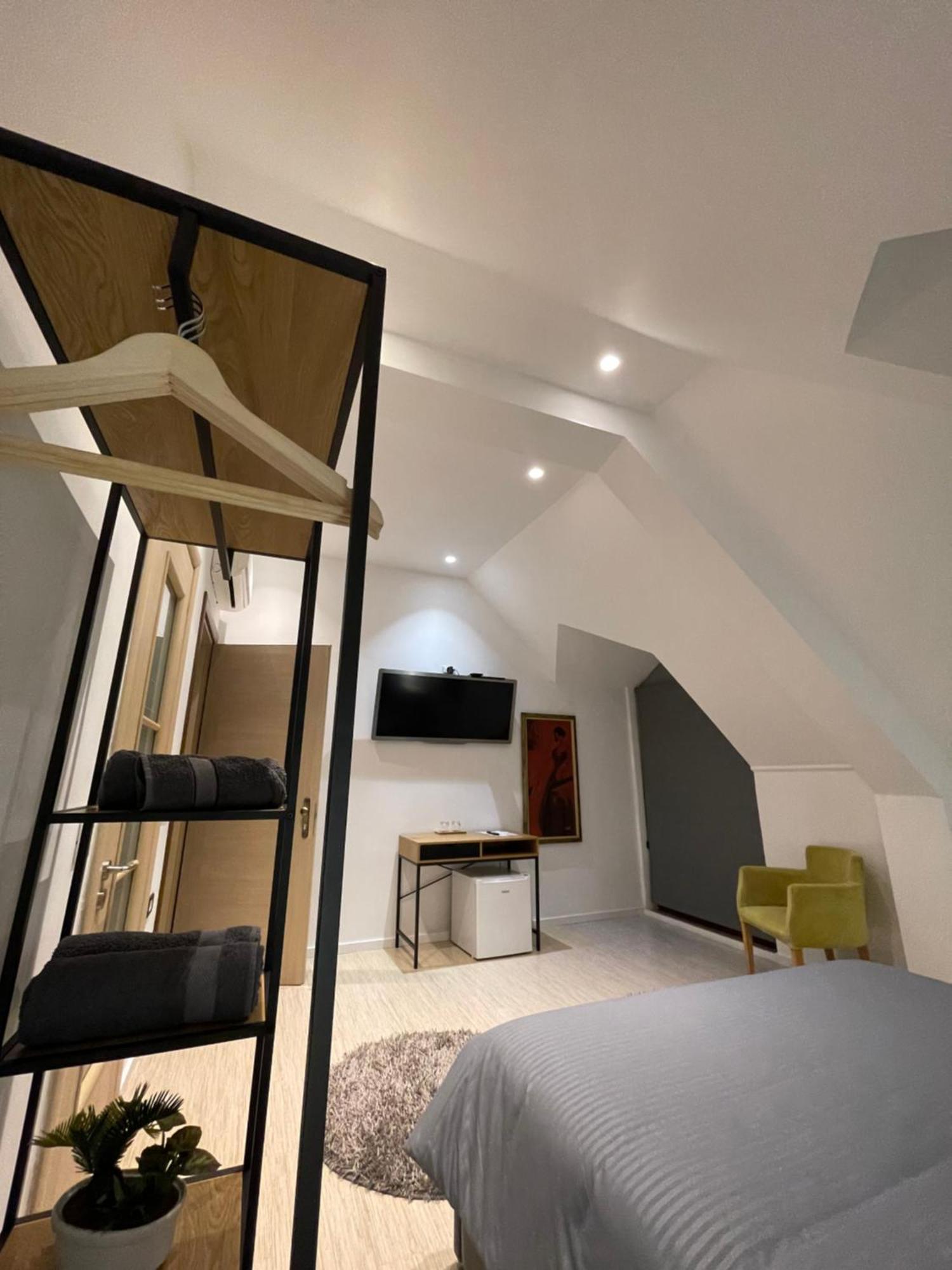 Pog Apartments Тирана Экстерьер фото