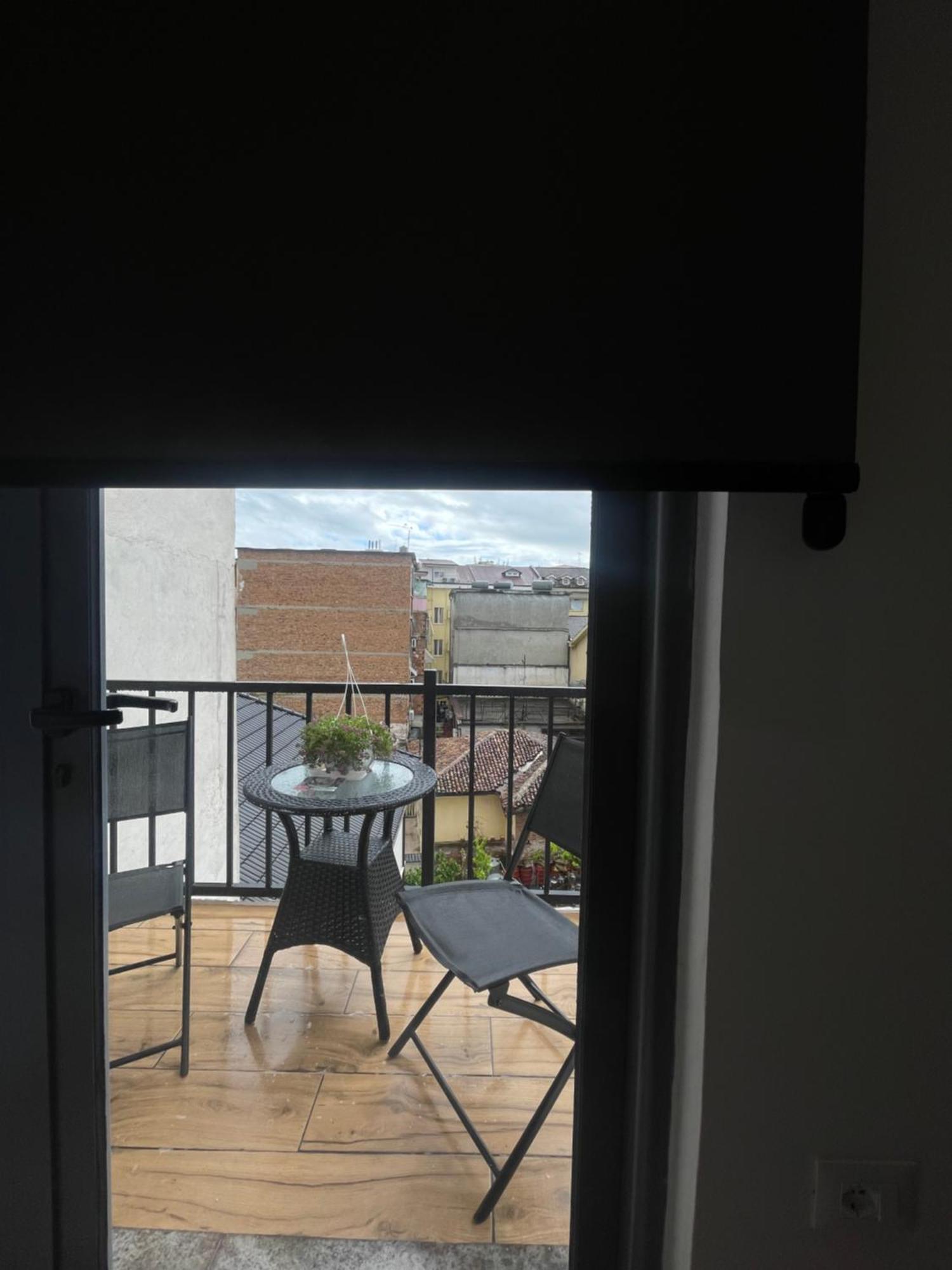 Pog Apartments Тирана Экстерьер фото