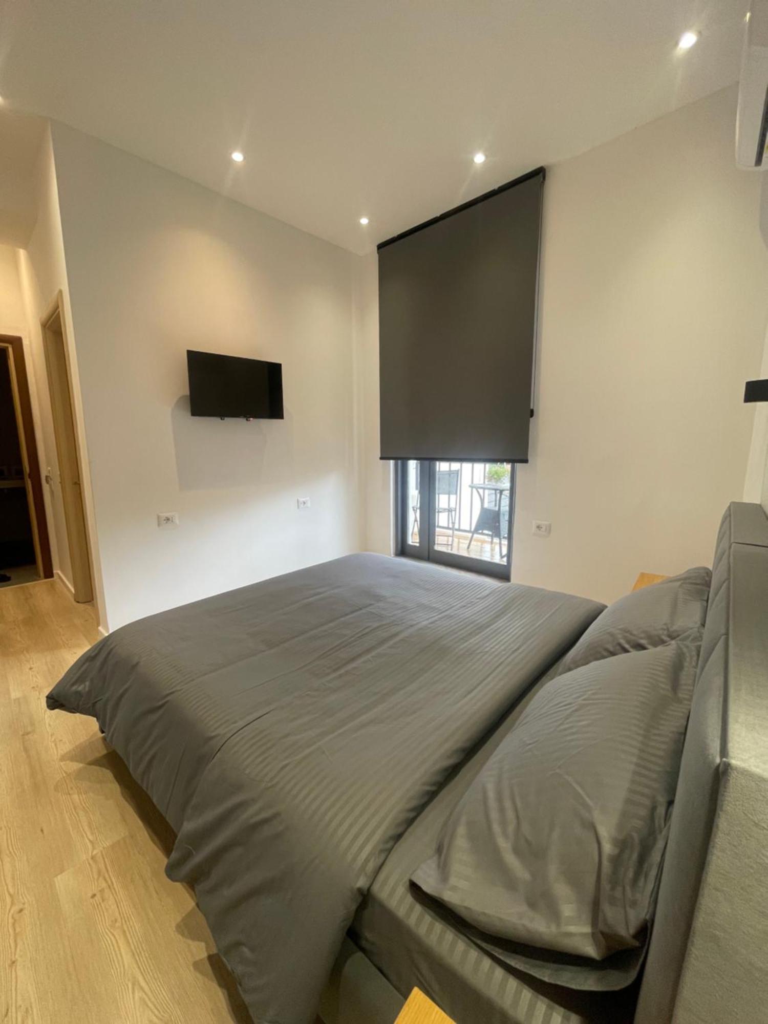 Pog Apartments Тирана Экстерьер фото